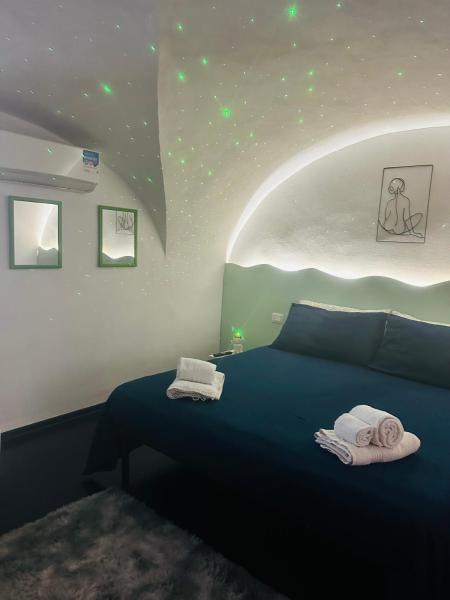 Spazio Apartments Fornai, Забронировать  Отели Катании с парковкой, рядом с Кафедральный собор Катании, Парковка