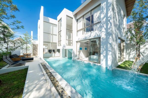 Luxpride 3BR near laguna friendly villa with Garden&pool, Забронировать  Отели Пхукета с бассейном, Бассейн