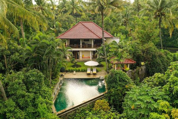 Villa Tunjung- 3BR, infinity pool, staff, Забронировать  Майонг провинция Бали
