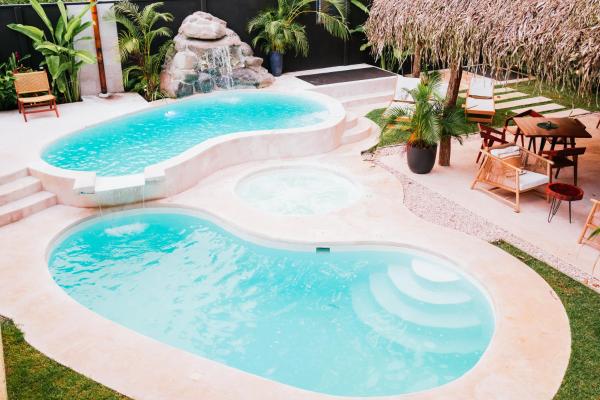 Bahia Selvatica Lodge, Забронировать  Отели Увита с парковкой, Парковка