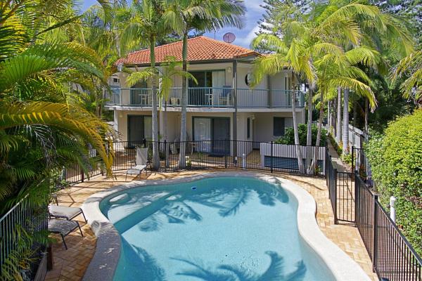 Byron Beach Flats
