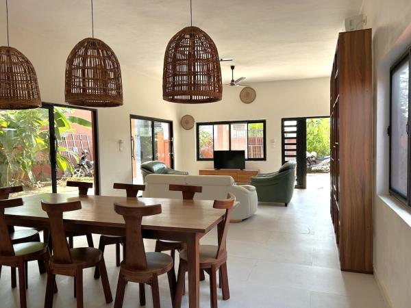 Quiet Villa Near Sea, Cotonou, Забронировать  Sèmè-Kpodji Бенин