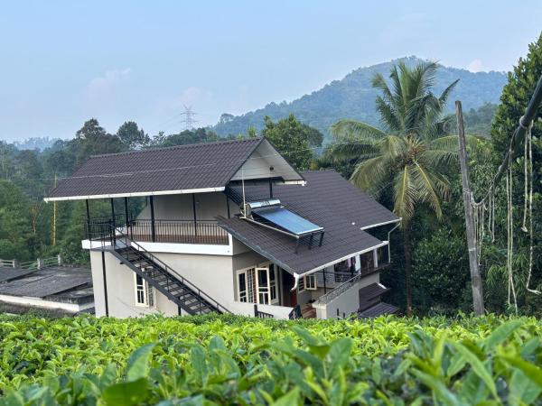 Nature\s View Service Villa, Забронировать  Отели Wayanad Region с парковкой, Парковка