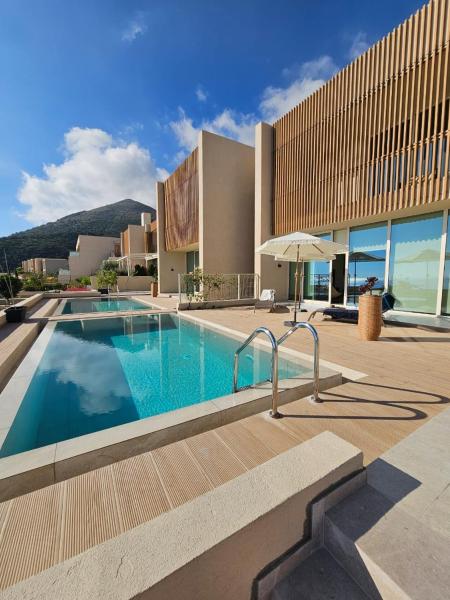 Villa Champagne Green Coast Palase, Забронировать  Отели Паласа с парковкой, Парковка
