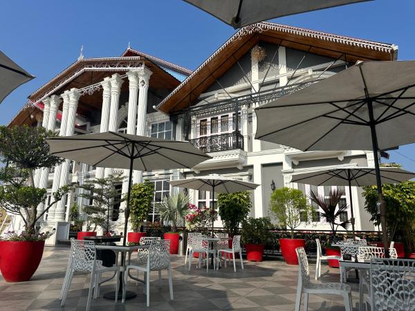 YKC Hotels & Resorts