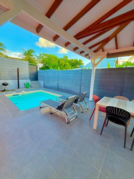 Villa LUGNA piscine privée, Забронировать  СПА-отели Ле-Воклен, SPA-услуги