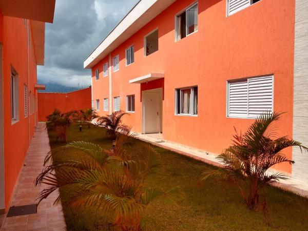 Casa em Villagio em Boracéia próximo a praia, Забронировать Апартаменты/квартира Отели Сан-Паулу с парковкой, Парковка