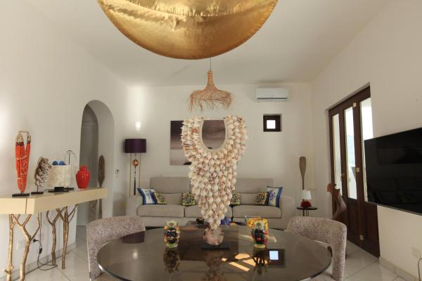 Magnifique Villa Azzurra - charme et design, Забронировать  Отели в центре Липари, в центре, Парковка