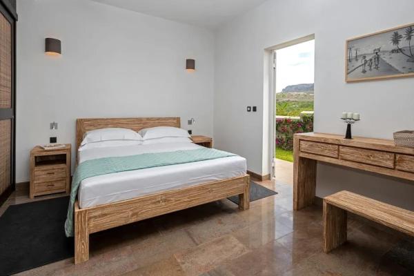 Villa with pool in Ramena, sea view