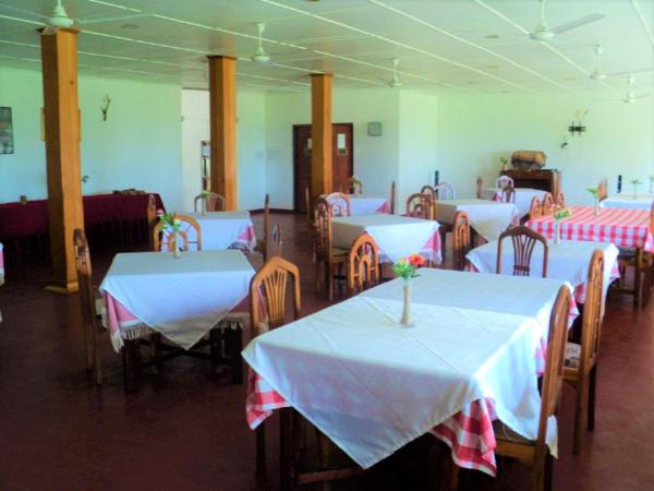 White Sand Beach Inn