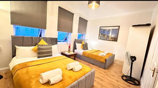 Entire Flat in FINCHLEY ROAD, Забронировать  Финчли 