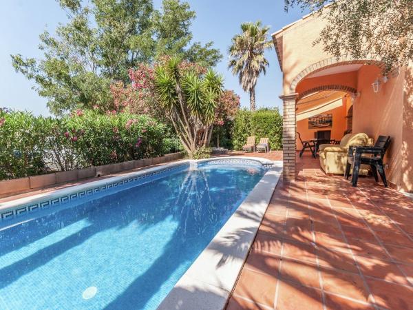 Relaxing Villa Steps from Beach, Забронировать  Сан-Педро-Пескадор 