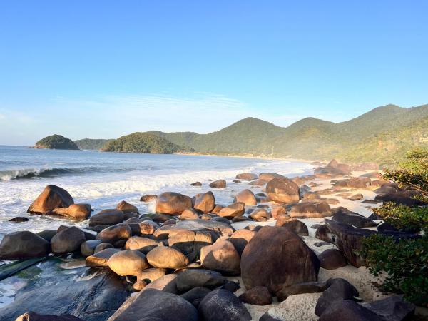 chalés frente à praia, Забронировать  Триндади Serra da Bocaina