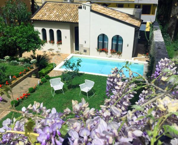 Villa Miami, Забронировать Вилла Виллы Таормина, рядом с Пляж Списоне, Вилла