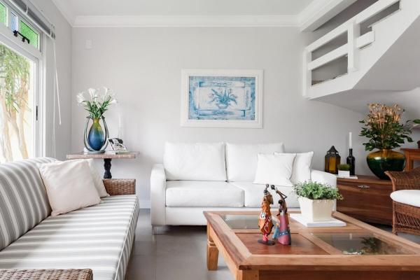 Casa mediterrânea de dois andares, no condomínio Villa dos Açores, Забронировать  Говернадор-Селсу-Рамус Санта-Катарина