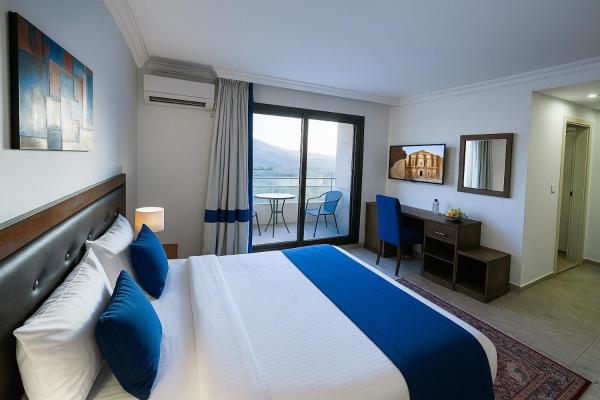 Corner View Hotel, Забронировать  Отели Вади Муса с парковкой, рядом с Древний город Петра, Парковка