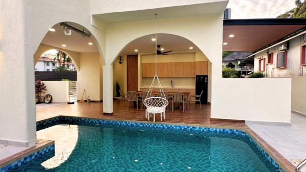 The Luxurious 40 Milos Villa, Забронировать  Джохор-Бару Джохор, рядом с Конгресс-центр Danga Bay