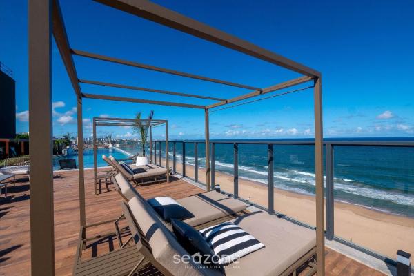 Prédio à beira-mar c/ Piscina e academia - ARUs, Забронировать  Отели штата Баия с парковкой, Парковка