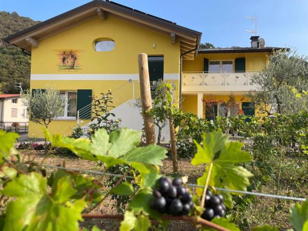 Sole e Luna nella Vigna, Забронировать  Виллануова-суль-Клизи Ломбардия