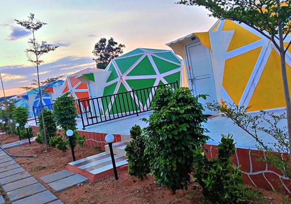 Hamsa Eco Resort, Забронировать  Manānūr 