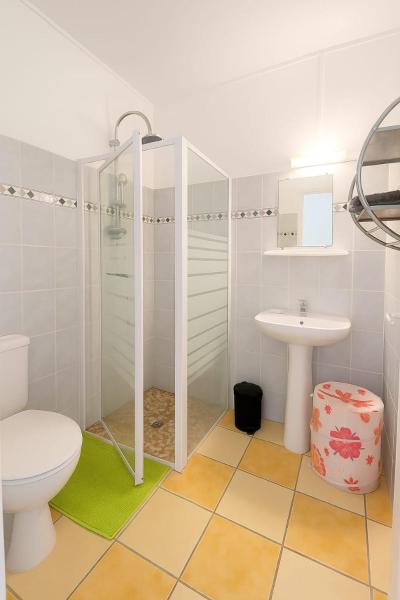 T2 confort avec terrasse et jardin, Забронировать  Ла-Трините Мартиника