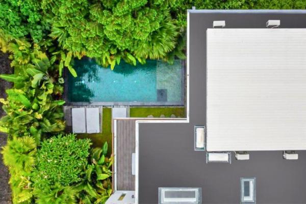 Feodora Peaceful 4 BR Private Pool Villa, Забронировать  Отели провинции Бали с парковкой, Парковка