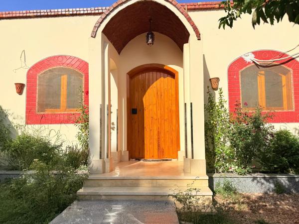 Upper Egypt Villa, Забронировать  Отели Луксора с парковкой, рядом с Luxor Temple, Парковка