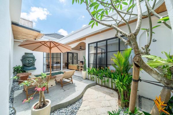 New 2BR Pool Villa in Bingin-Uluwatu, Забронировать  Отели провинции Бали с парковкой, Парковка