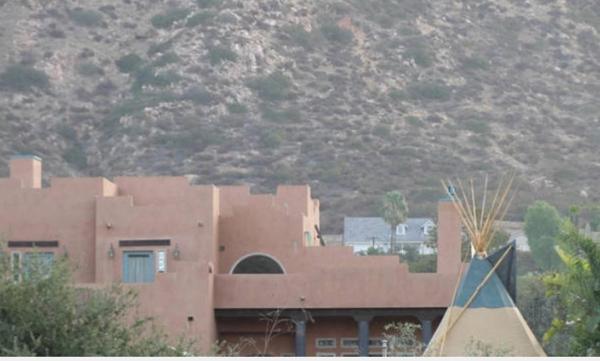 Mystic Canyon Inn Bed & Breakfast, Забронировать  Эль-Кахон San Diego County