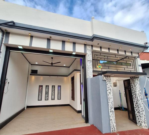 Corniche Villa and Rooms kattankudy, Забронировать  Kattankudi 