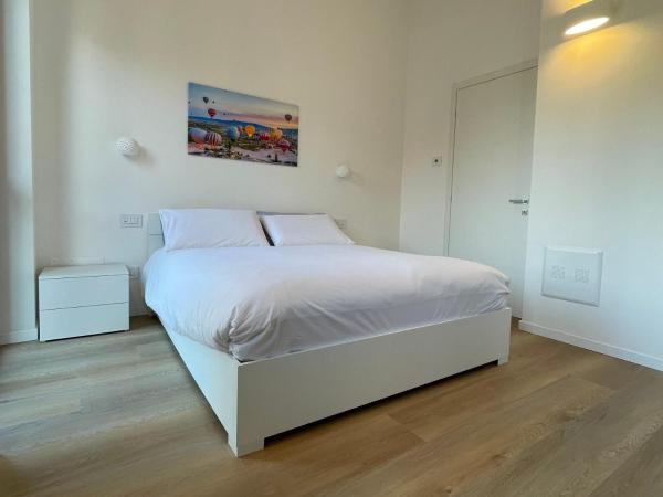 Serendipity Guest Rooms - Foresteria Lombarda, Забронировать  Бусто-Арсицио Ломбардия