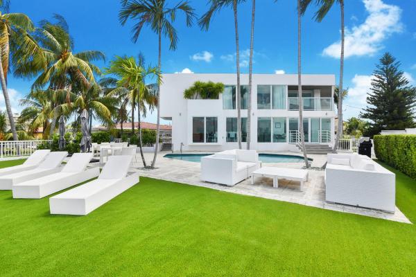 Villa Moonlight Haven, Забронировать  Майами-Бич Miami Metropolitan Area, рядом с North Bay Island