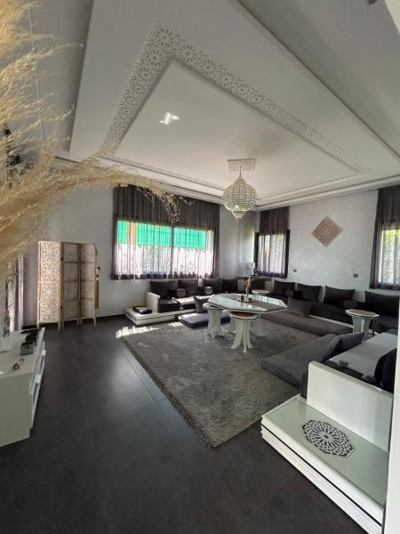 Villa Prestige, Забронировать  Najem Outskirts of Marrakech