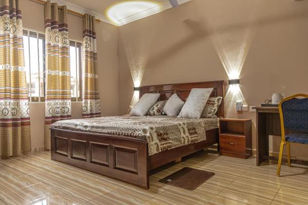 Jaylight Guesthouse, Забронировать  Аккра Greater Accra
