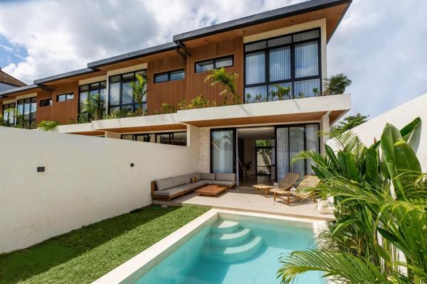 Sunset Bliss Villa with Private Pool-North Canggu, Забронировать  Отели провинции Бали с парковкой, Парковка