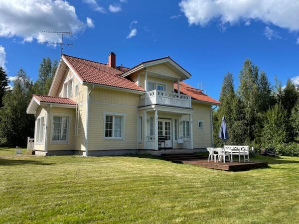 Villa Koivurinne, Забронировать  Ээнекоски Центральная Финляндия