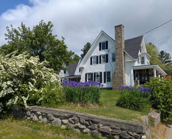 The Porch on Main, Забронировать  Коулбрук 