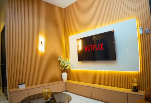 Blue check homes, Забронировать  Икеджа Штат Лагос