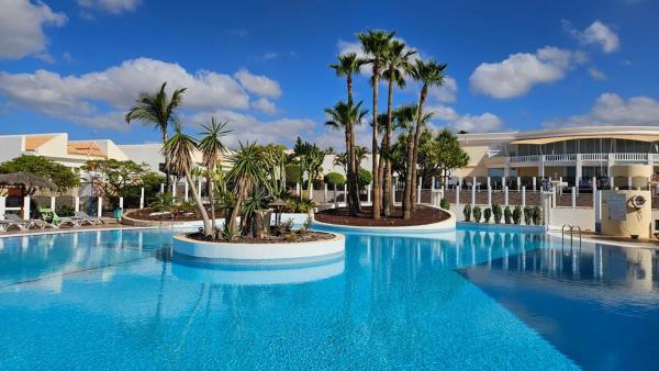 Atlantic Villa Erica - The Palms - 4 Pools & Garden - Golf del Sur, Забронировать  Сан-Мигель-де-Абона 