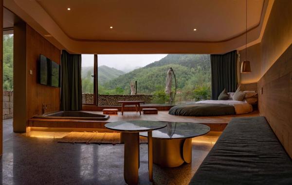 Tonglu TianKong MiLing Homestay, Забронировать  Shanyinling Чжэцзян