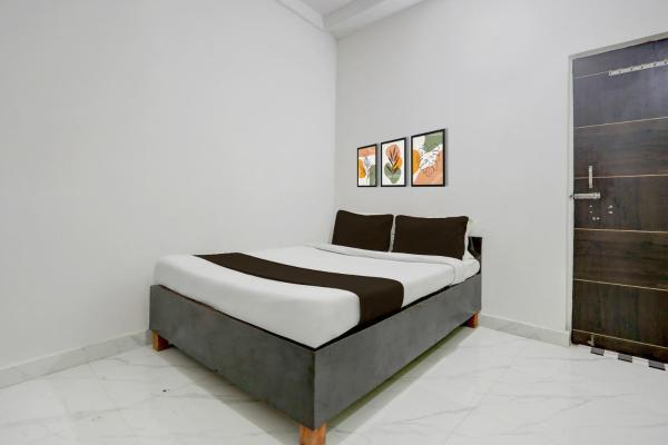 Hotel O by OYO Nandan Palace, Забронировать  Патна штат Карнатака