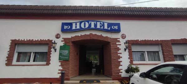 Hotel Breitenbenden, Забронировать  Мехерних Айфель