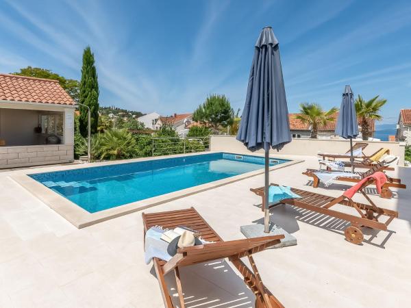 Apartment Villa 2 Pools-6 by Interhome, Забронировать Апартаменты/квартира Апартаменты Брача, Апартаменты/квартира