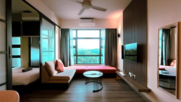Jesselton Quay Staycation by Vluma Suites, Забронировать Отель Отели Кота-Кинабалу с парковкой, рядом с Atkinson Clock Tower, Парковка