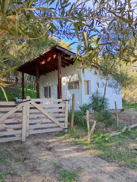 Villa Buby Gesell, Забронировать  Отели Атлантического побережья аргентины с парковкой, Парковка