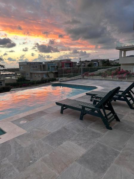 OneLoveVilla, Oceanview beach house, Whitehouse JA, Забронировать  Culloden Ямайка