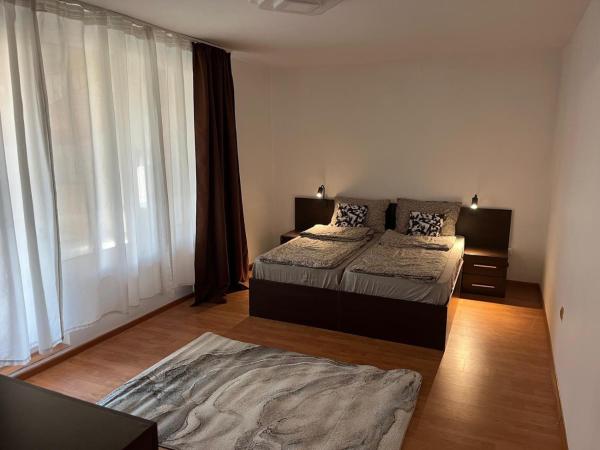 Casa Raicu, Забронировать  Плоешти 