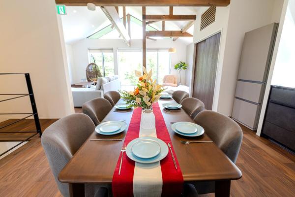 Hakuba Villa Kasumi, Забронировать  Отели Горнолыжного курорта Хакуба с парковкой, Парковка