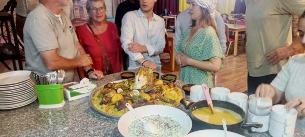 Petra Bed Hostel, Забронировать  Отели Вади Муса с парковкой, рядом с Древний город Петра, Парковка