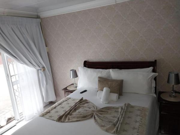 Liyoli Guesthouse, 预订  乌姆塔塔 东开普省